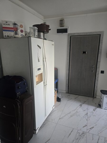 1 Decembrie 1918 Apartament 3 camere de vanzare zona  Auchan Titan