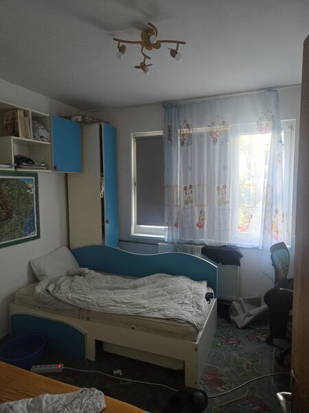 1 Decembrie 1918 Apartament 3 camere de vanzare zona  Auchan Titan